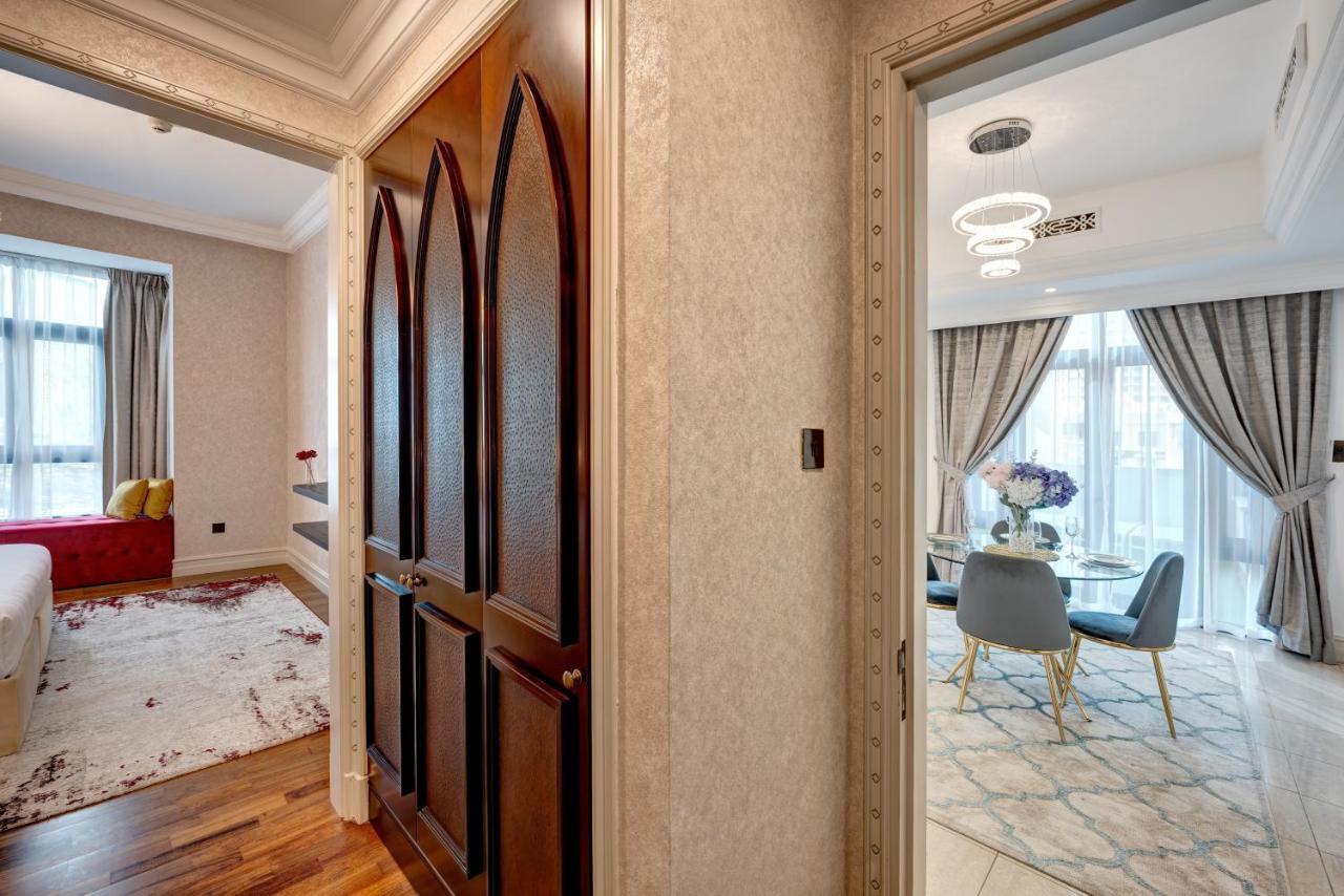 Durrani Homes - Unique Garden Apt at Souk Al Bahar besides Dubai Mall&Burjkhalifa with private jaccuzi Bagian luar foto