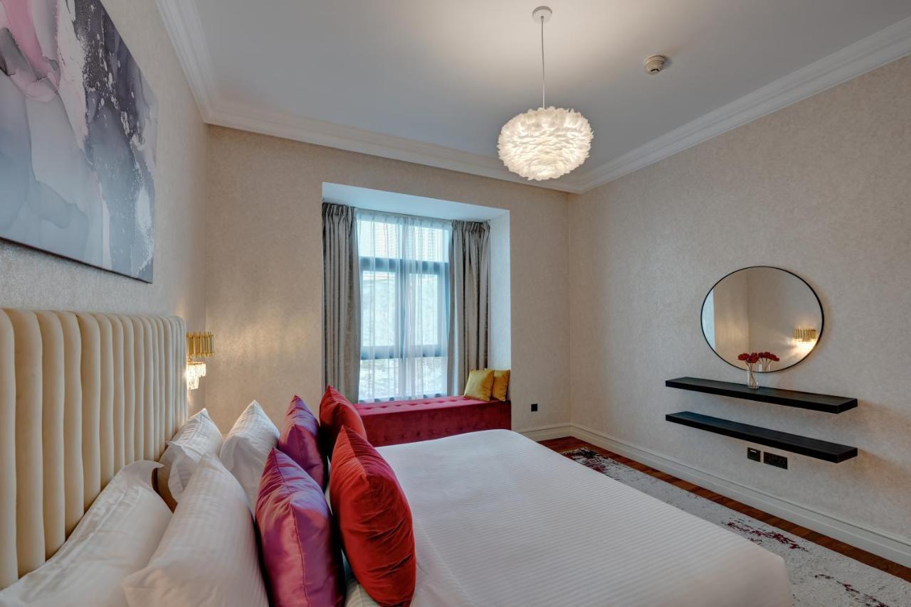 Durrani Homes - Unique Garden Apt at Souk Al Bahar besides Dubai Mall&Burjkhalifa with private jaccuzi Bagian luar foto
