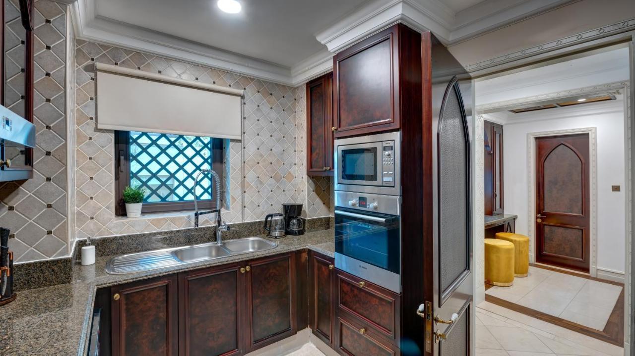 Durrani Homes - Unique Garden Apt at Souk Al Bahar besides Dubai Mall&Burjkhalifa with private jaccuzi Bagian luar foto