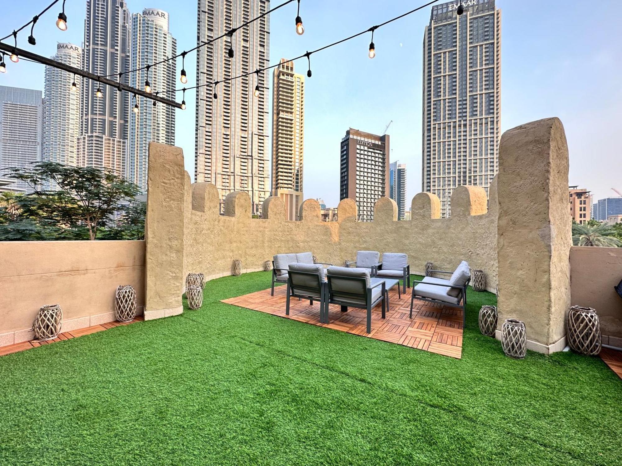 Durrani Homes - Unique Garden Apt at Souk Al Bahar besides Dubai Mall&Burjkhalifa with private jaccuzi Bagian luar foto